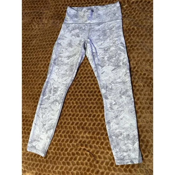 Like New Lululemon Train Times 7/8 Pant 25" Leggings White Cast Luxe Size 8 - Picture 3 of 10